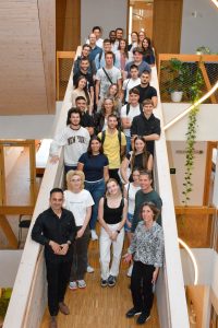 Group photo of Bachelor students 