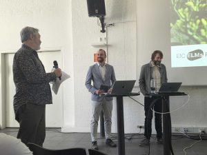 Jakub Grzybek moderating the focus session