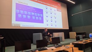 Dr. Sebastian Dahle presenting